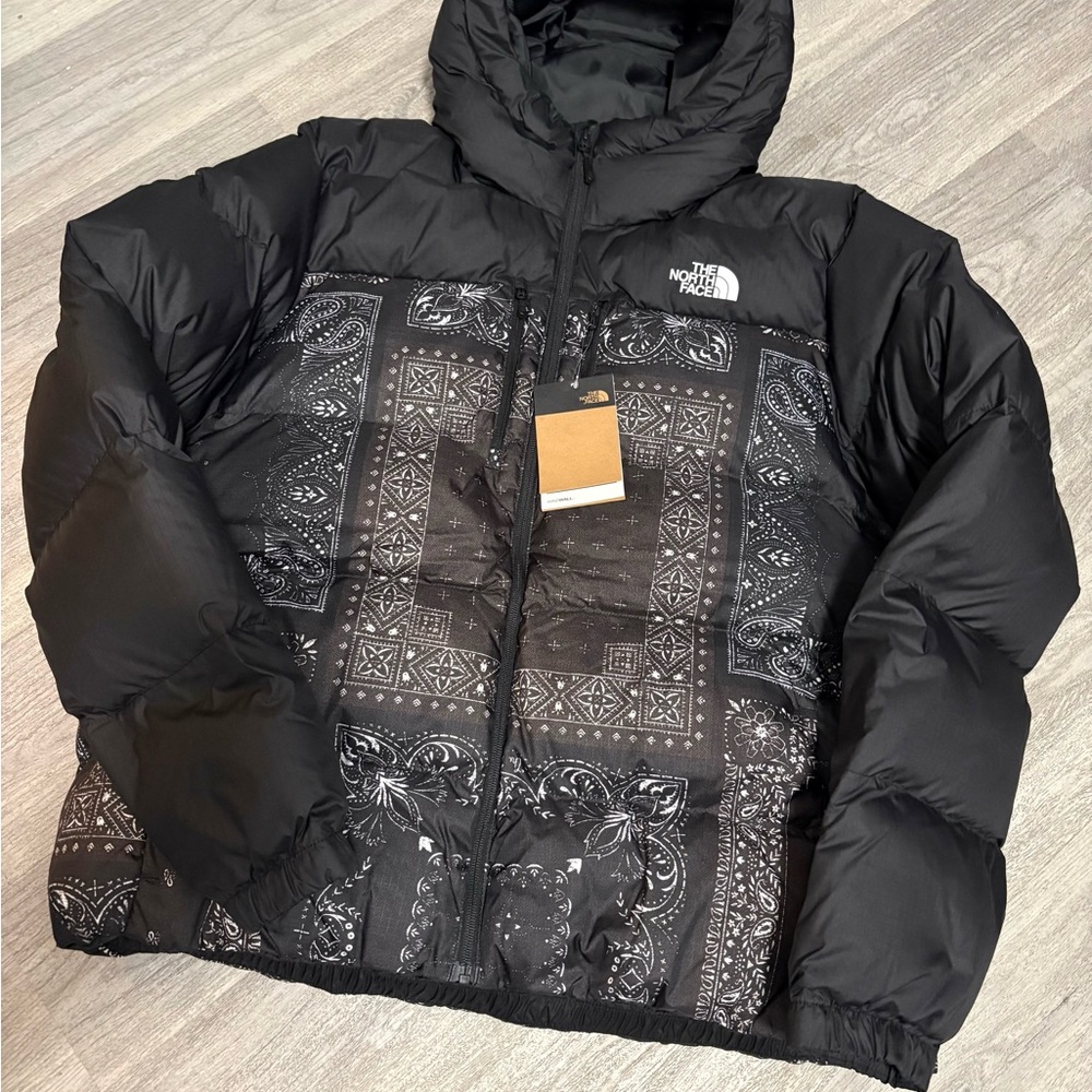 The North Face Black Bandana-Print Puffer Jacket